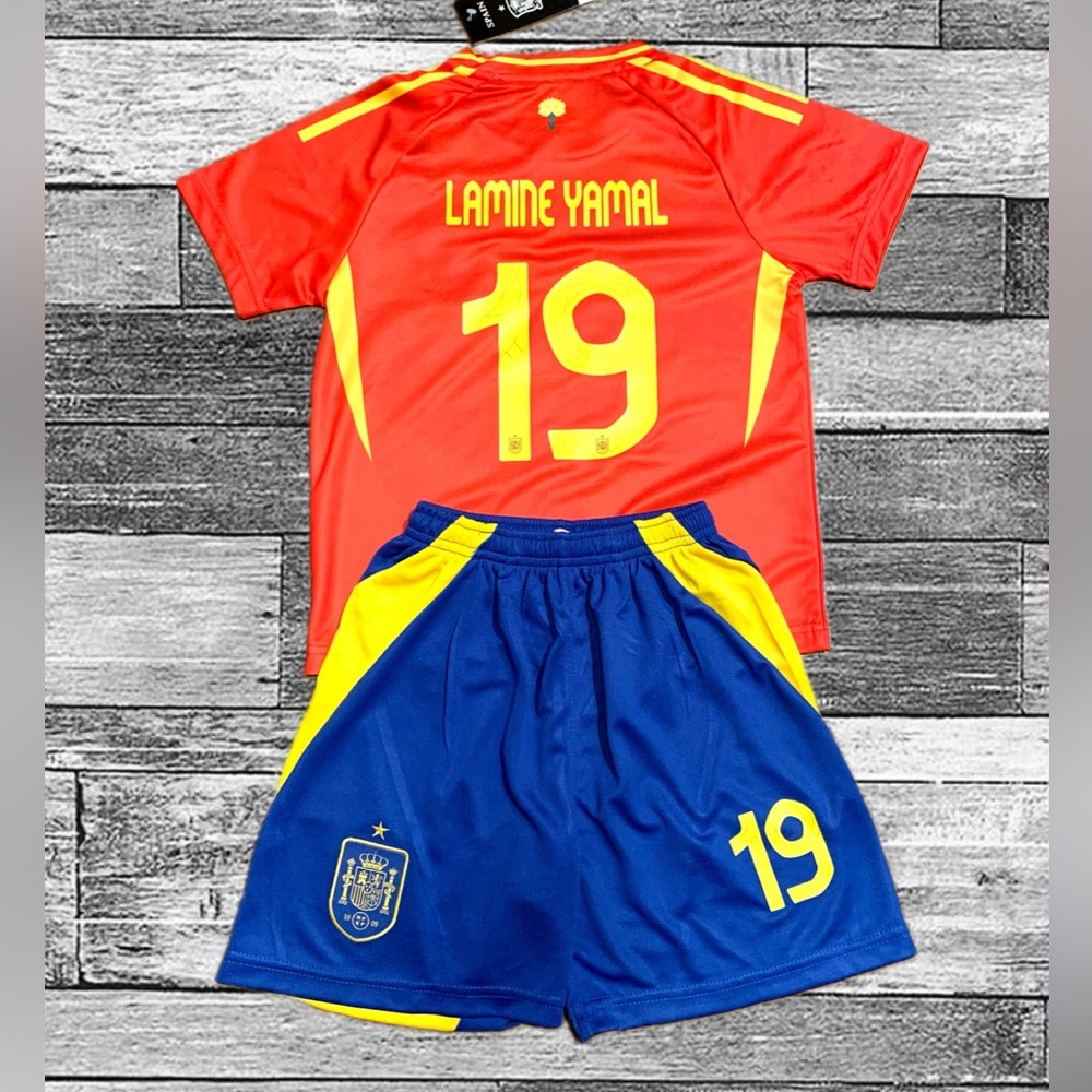 Yamal Spain 19 Kids Youth Red Soccer Jersey Home Set - New With Tags SHIPS TODAY